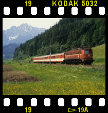 1018.002-4 am 12.06.1987 mit E 806 bei Spital am Phyrn.